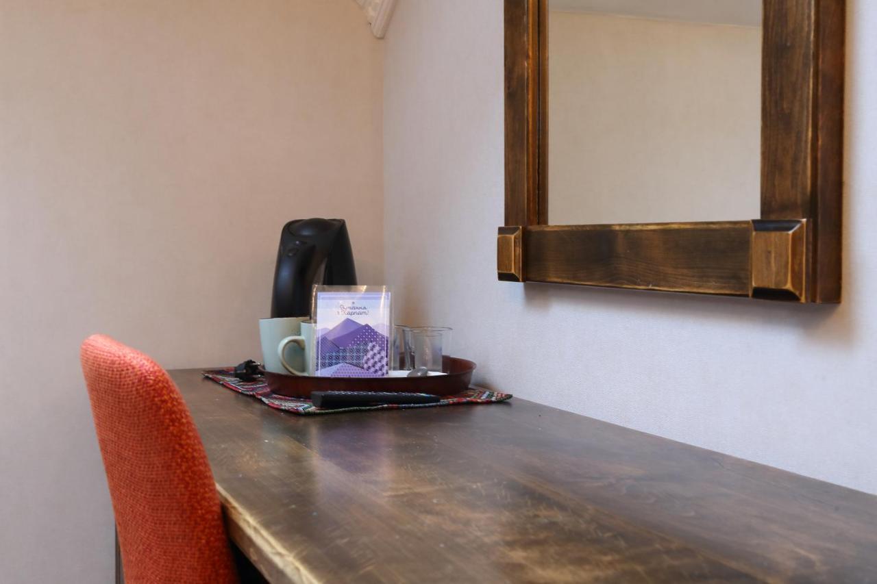 Iris Hotel Bukovel Bagian luar foto